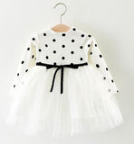 Robe PRINCESSE blanche à pois noirs